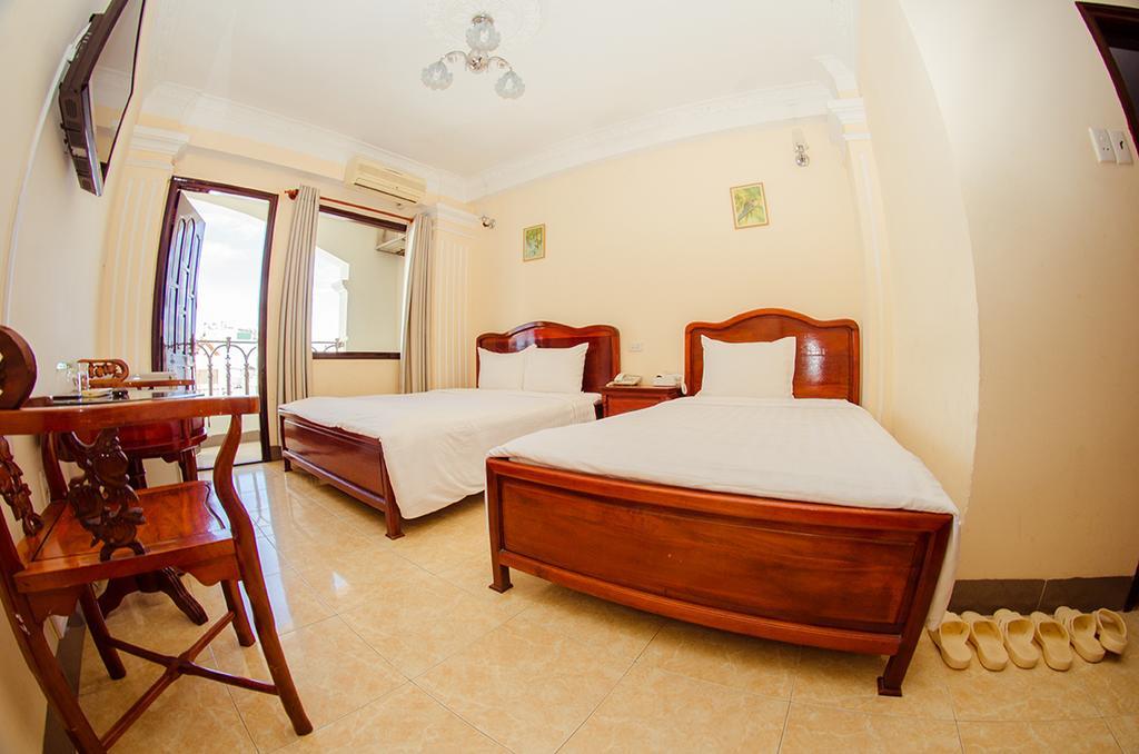 Boton Hotel Nha Trang Room photo