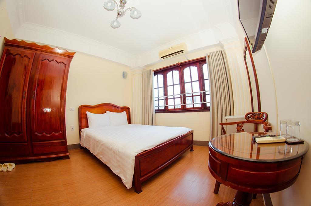Boton Hotel Nha Trang Room photo