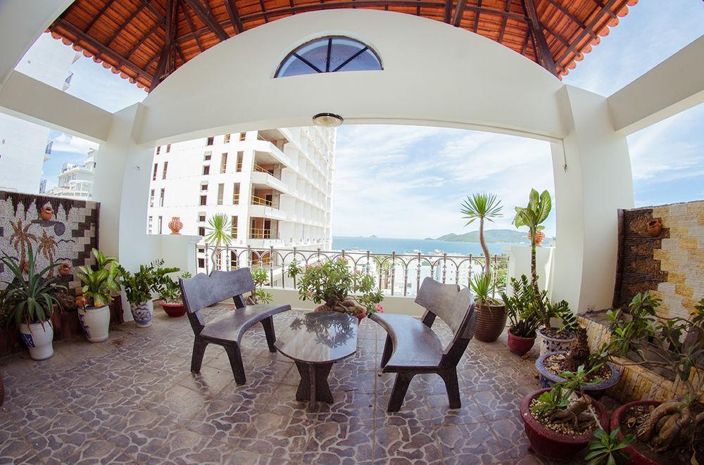 Boton Hotel Nha Trang Exterior photo